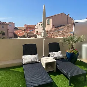  Appartement Au Coeur De T2 Climatisé Avec Terrasse Et Garage